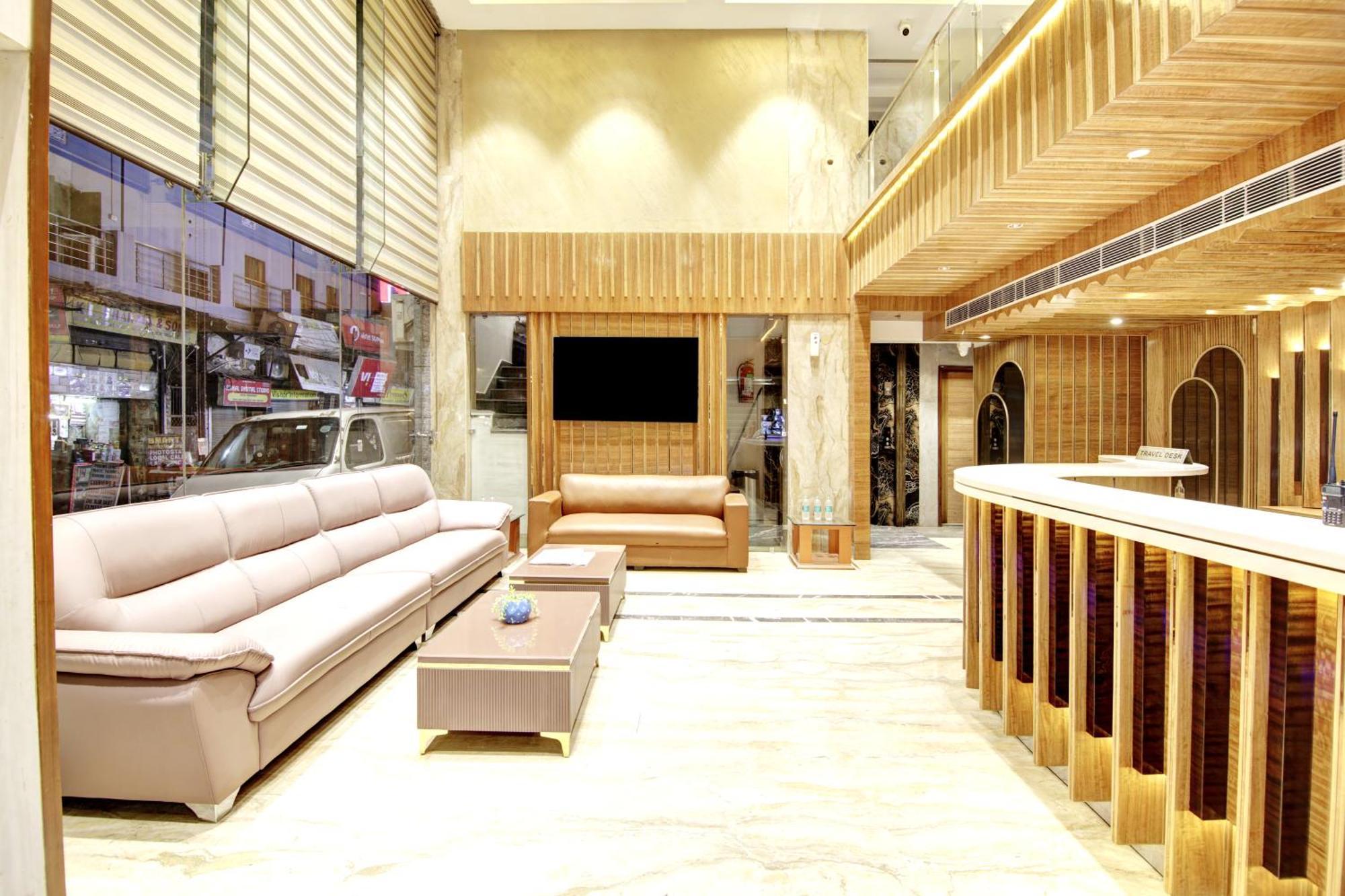 Hotel Krishna Plaza 'New Delhi' - By M S Hospitality Luaran gambar