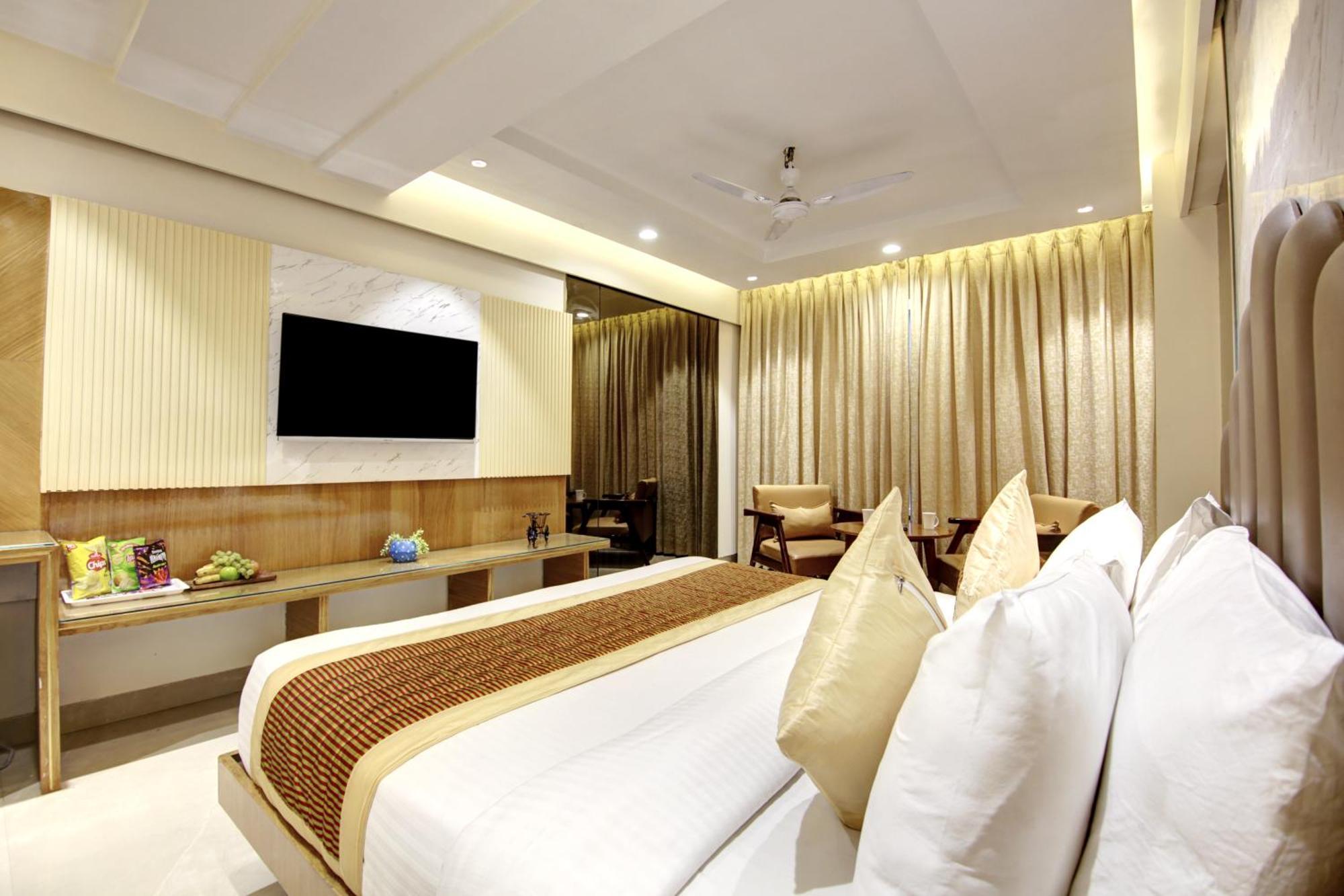 Hotel Krishna Plaza 'New Delhi' - By M S Hospitality Luaran gambar