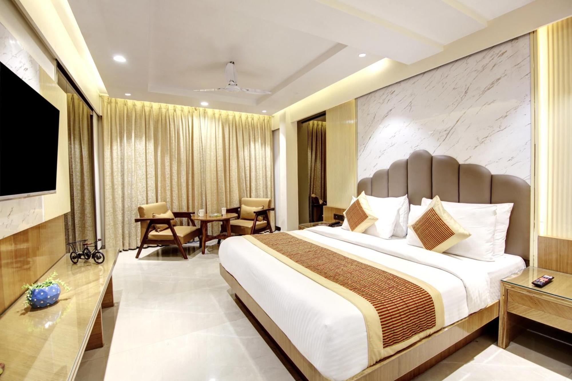 Hotel Krishna Plaza 'New Delhi' - By M S Hospitality Luaran gambar