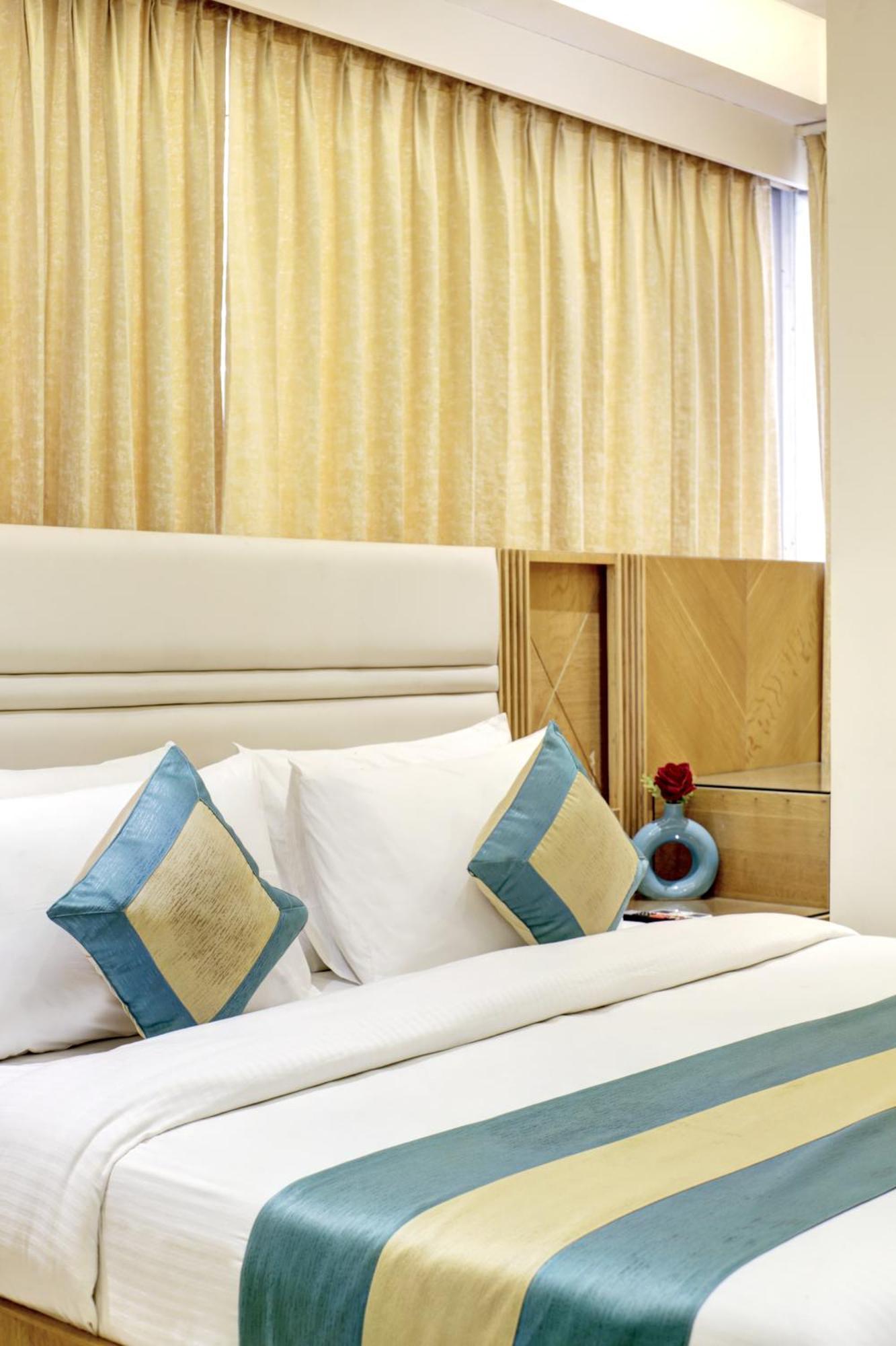 Hotel Krishna Plaza 'New Delhi' - By M S Hospitality Luaran gambar