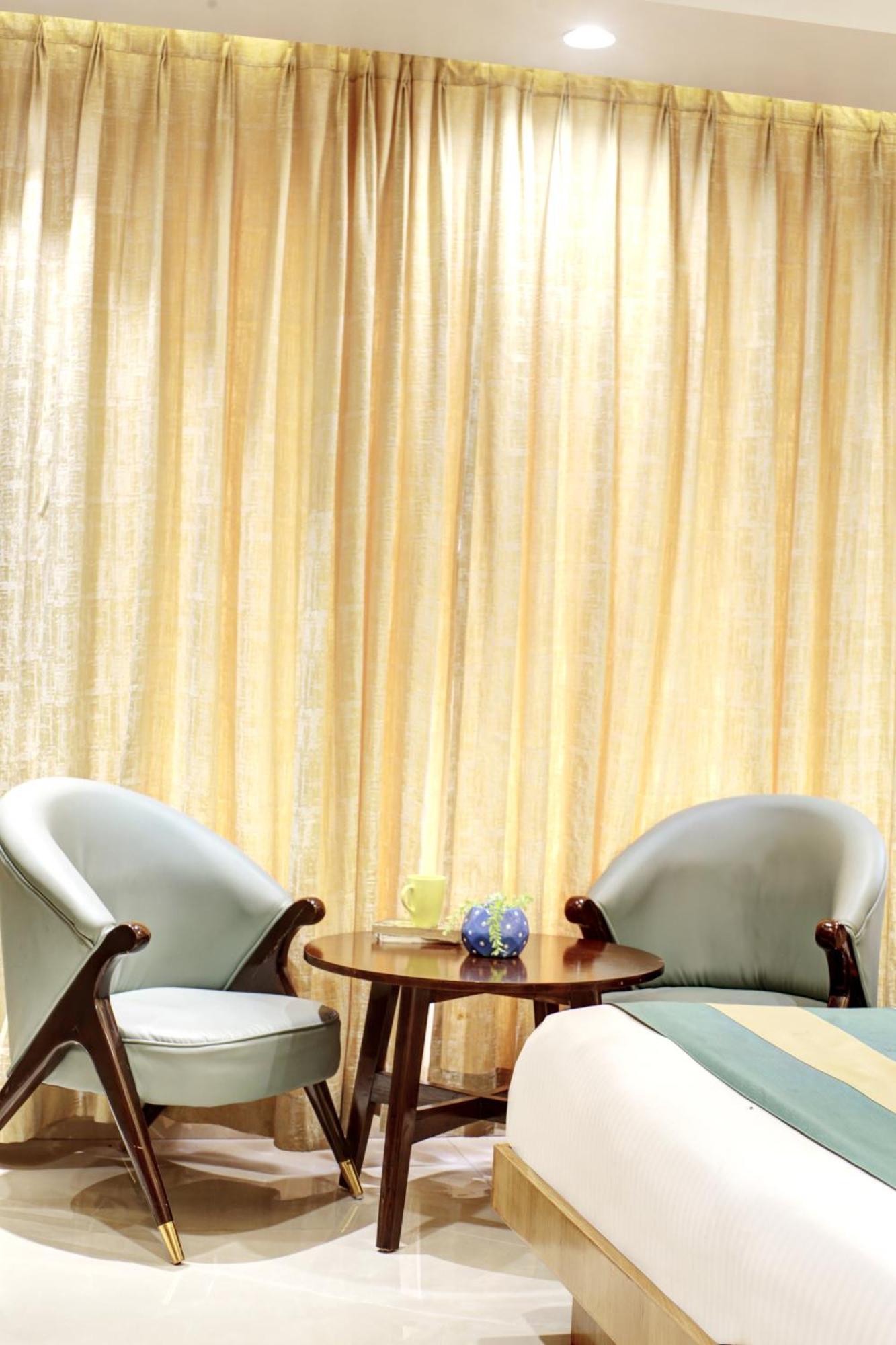 Hotel Krishna Plaza 'New Delhi' - By M S Hospitality Luaran gambar