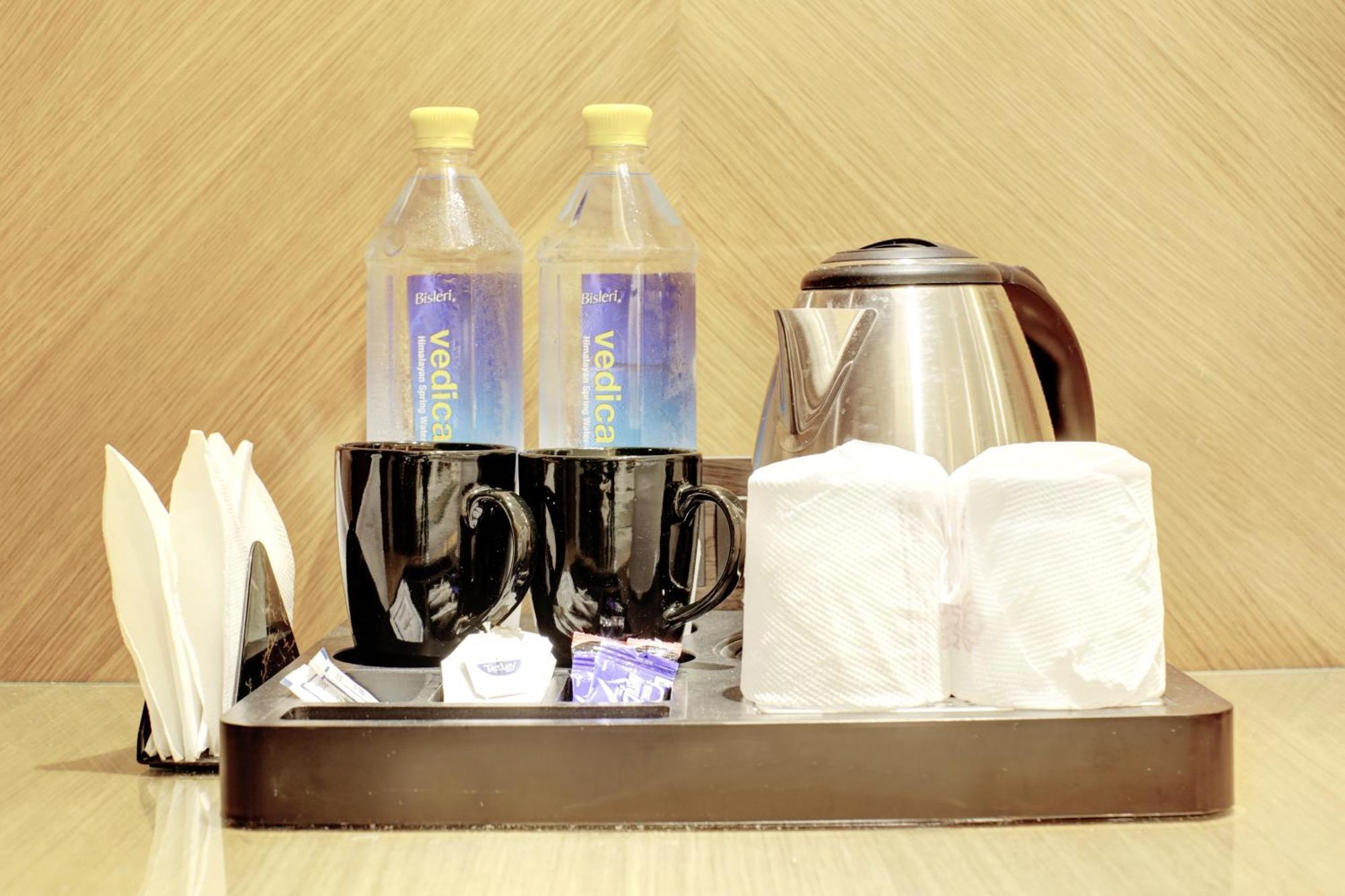 Hotel Krishna Plaza 'New Delhi' - By M S Hospitality Luaran gambar